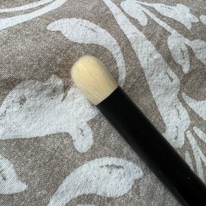 Westman Atelier baby blender brush - made in Japan